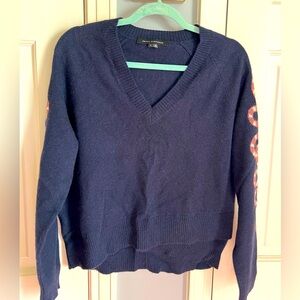 Women’s Size Small Skull Cashmere Serpent V Neck Sweater